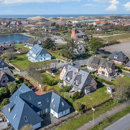 Holiday home Tannic Wenningstedt-Braderup